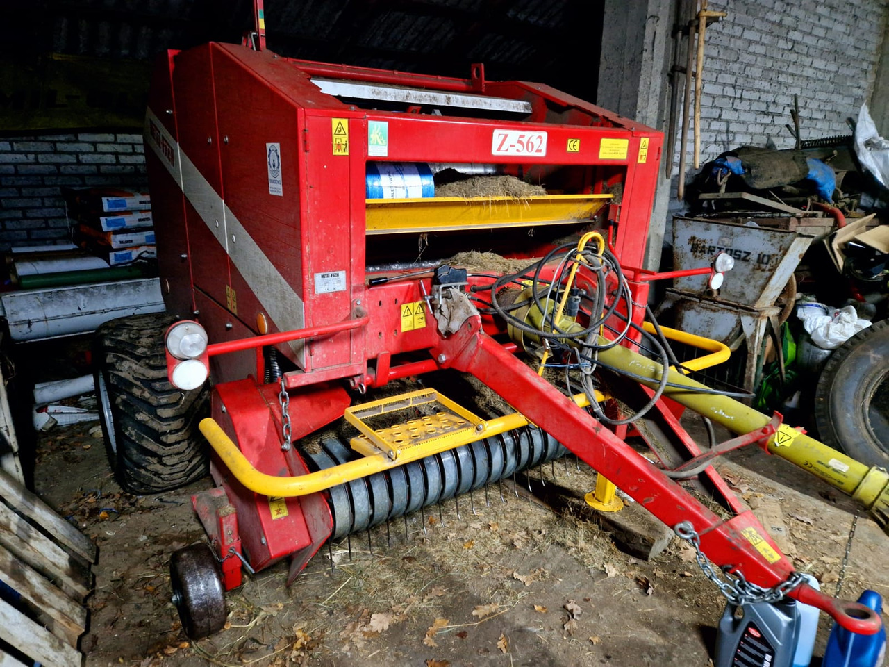 METAL-FACH Z-562 - Round baler: picture 4 METAL-FACH Z-562 - Round baler: picture 4