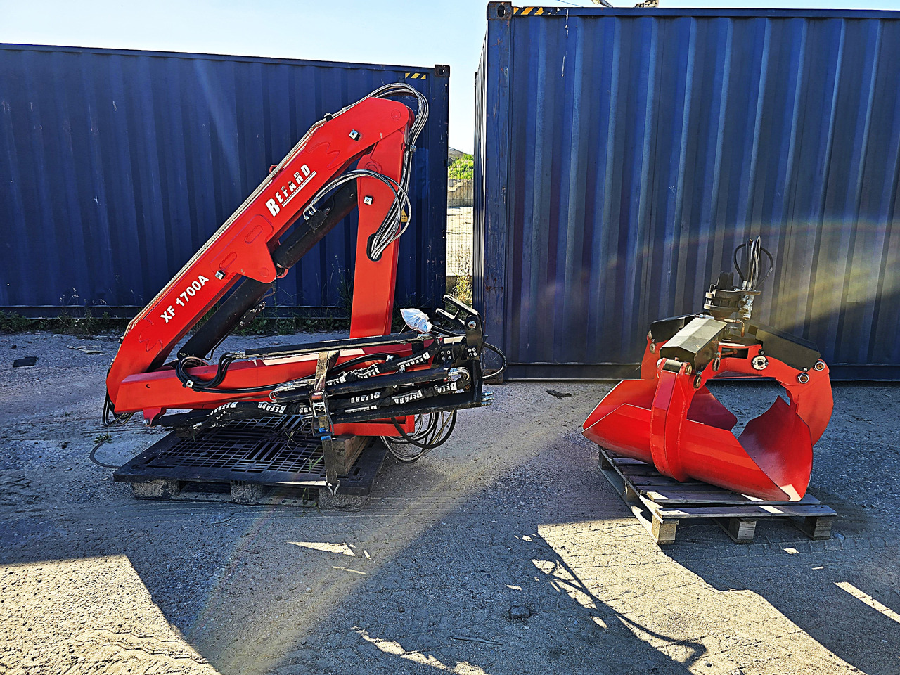 Befard XF 1700 z chwytakiem BEFARD BSR 150 - Other machinery: picture 1 Befard XF 1700 z chwytakiem BEFARD BSR 150 - Other machinery: picture 1