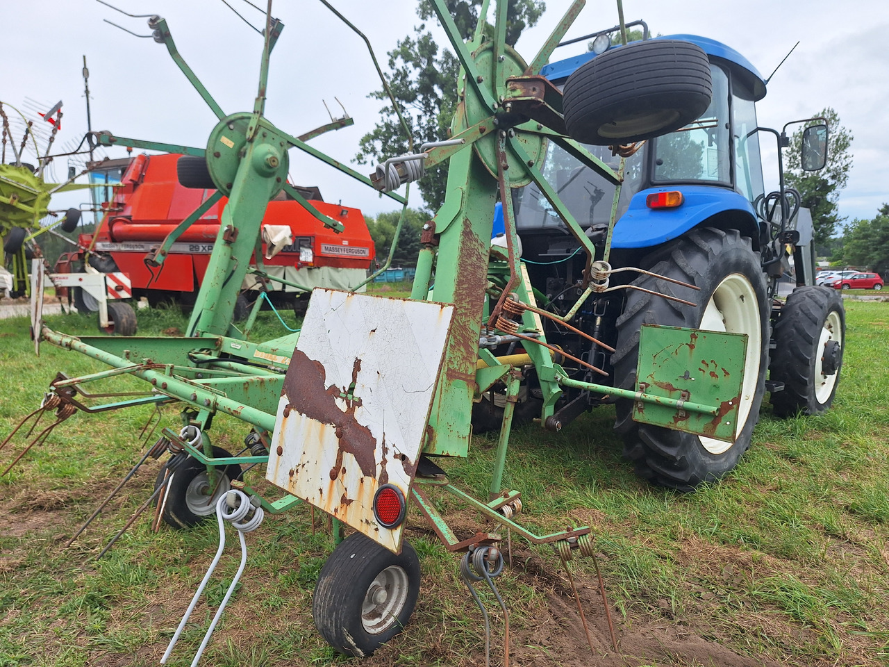 STOLL 2585 - Tedder/ Rake: picture 3 STOLL 2585 - Tedder/ Rake: picture 3