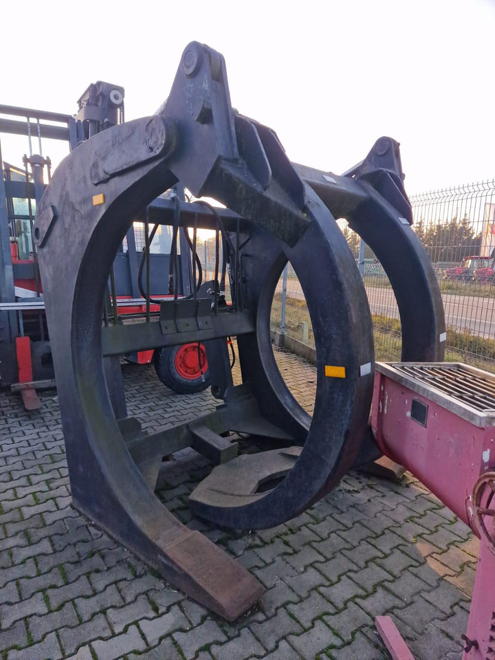 Wheel loader Volvo: picture 1