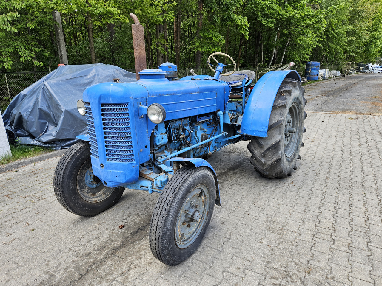 Zetor Super - Farm tractor: picture 1 Zetor Super - Farm tractor: picture 1