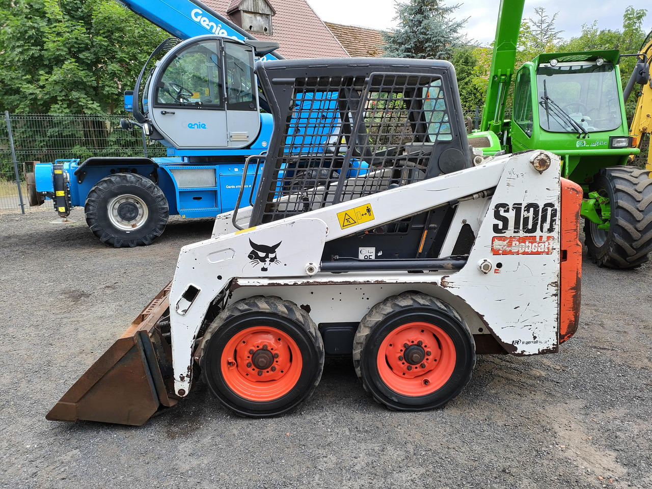 Bob cat s100 - Skid steer loader: picture 4 Bob cat s100 - Skid steer loader: picture 4