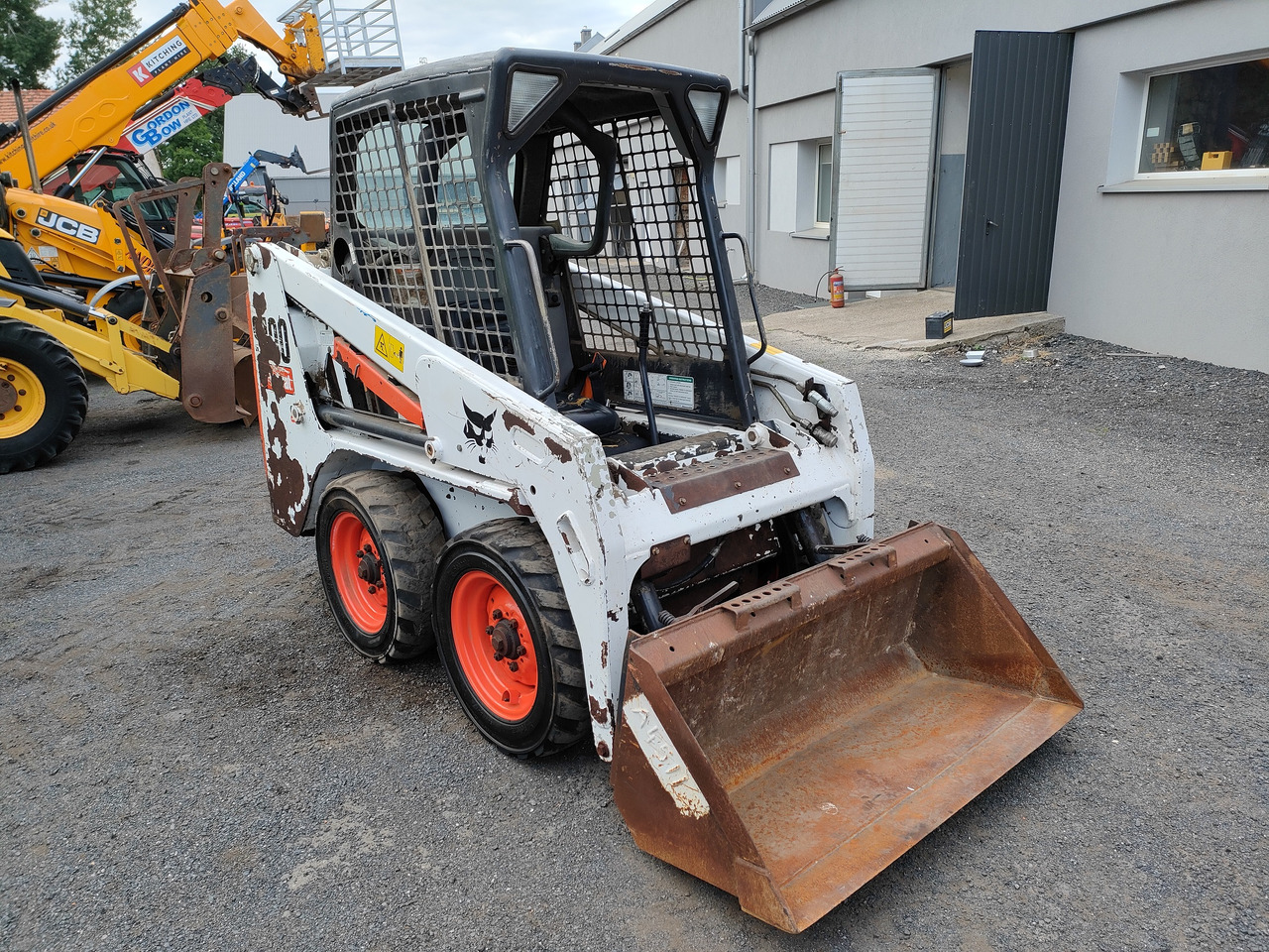 Bob cat s100 - Skid steer loader: picture 3 Bob cat s100 - Skid steer loader: picture 3