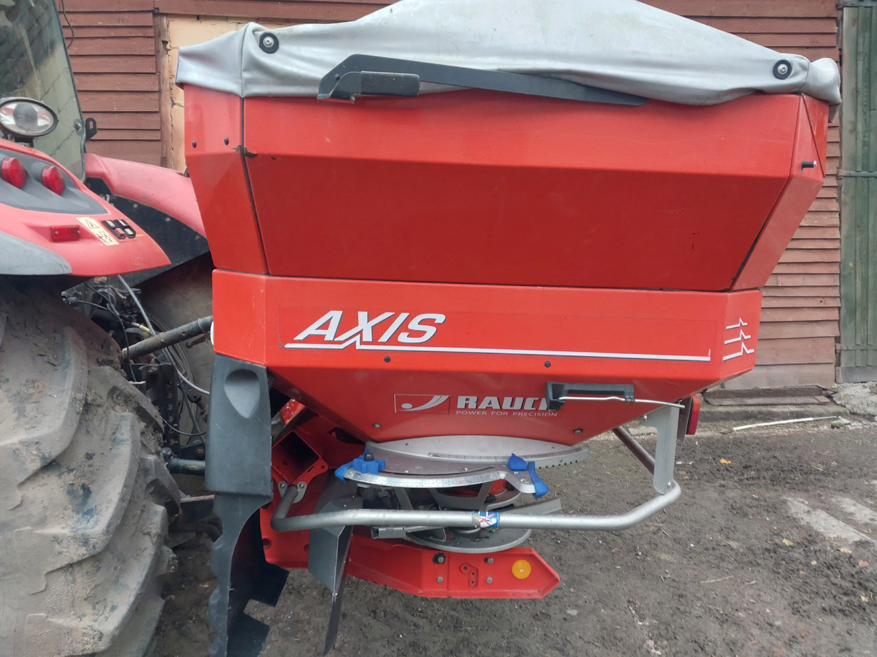 Kuhn RAUCH AXIS 30.1 - Fertilizer spreader: picture 1 Kuhn RAUCH AXIS 30.1 - Fertilizer spreader: picture 1