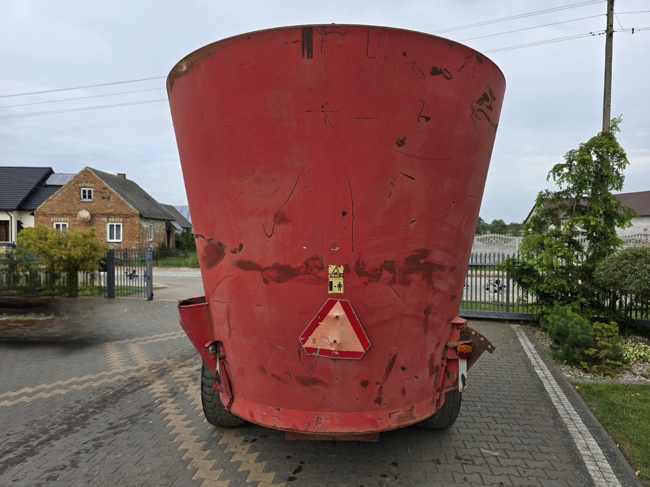 Trioliet SOLOMIX 1400 (SM-14 VL-2) - Forage mixer wagon: picture 5 Trioliet SOLOMIX 1400 (SM-14 VL-2) - Forage mixer wagon: picture 5