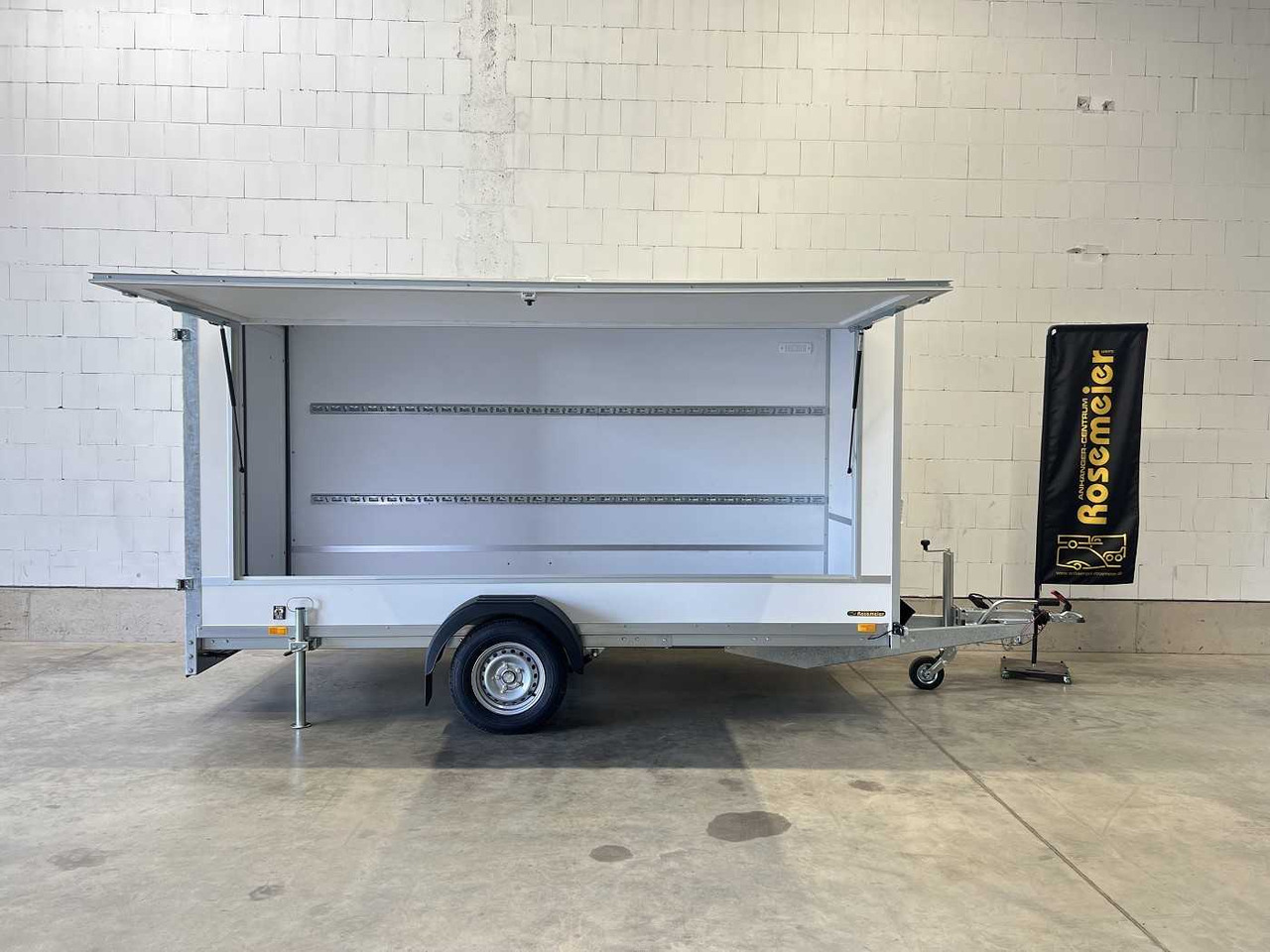 BLYSS F1336HD mit Verkaufsklappe Kofferanhänger - Vending trailer: picture 4 BLYSS F1336HD mit Verkaufsklappe Kofferanhänger - Vending trailer: picture 4