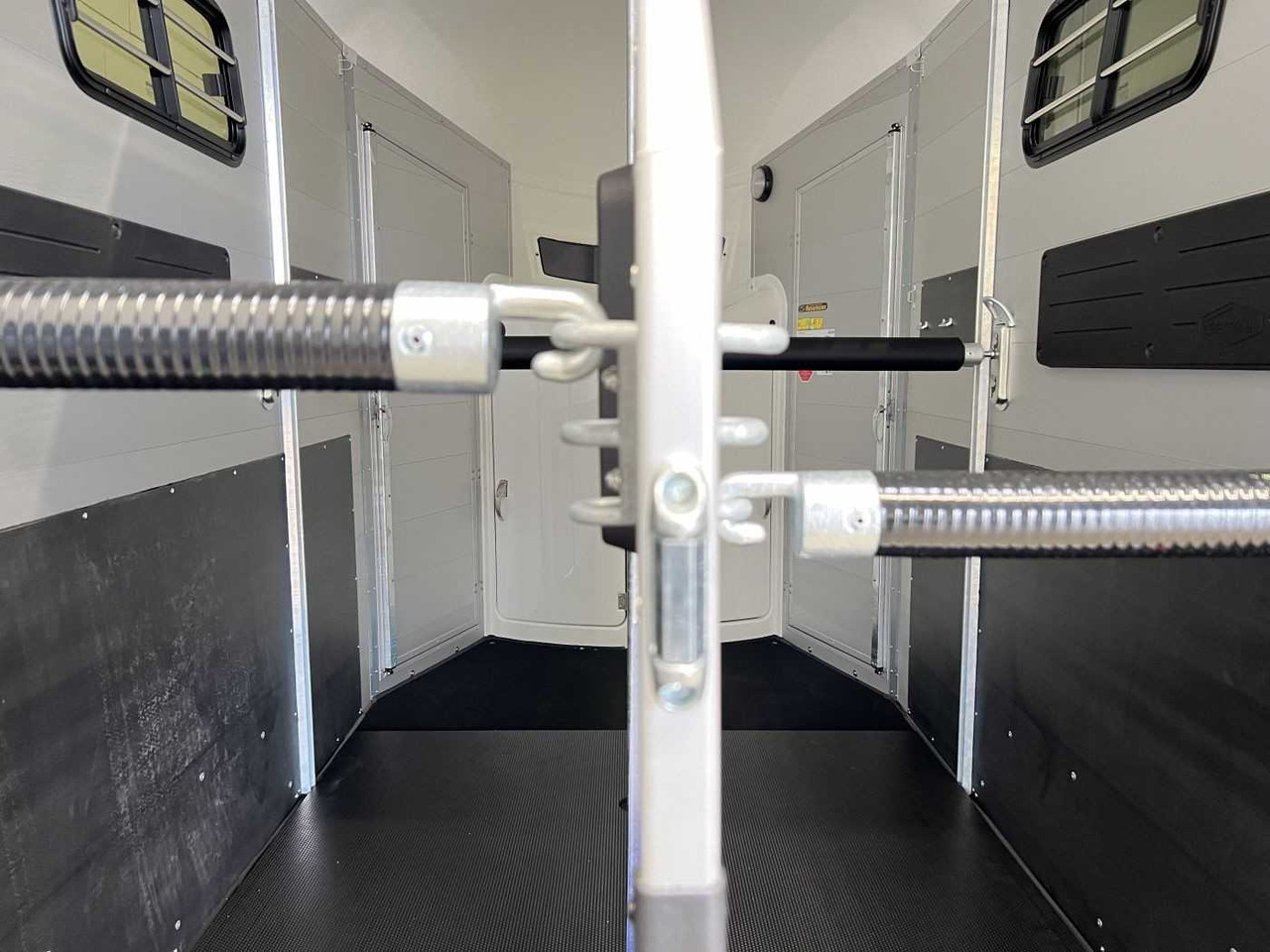 New Horse trailer BOECKMANN Portax L E Pferdeanhänger: picture 6