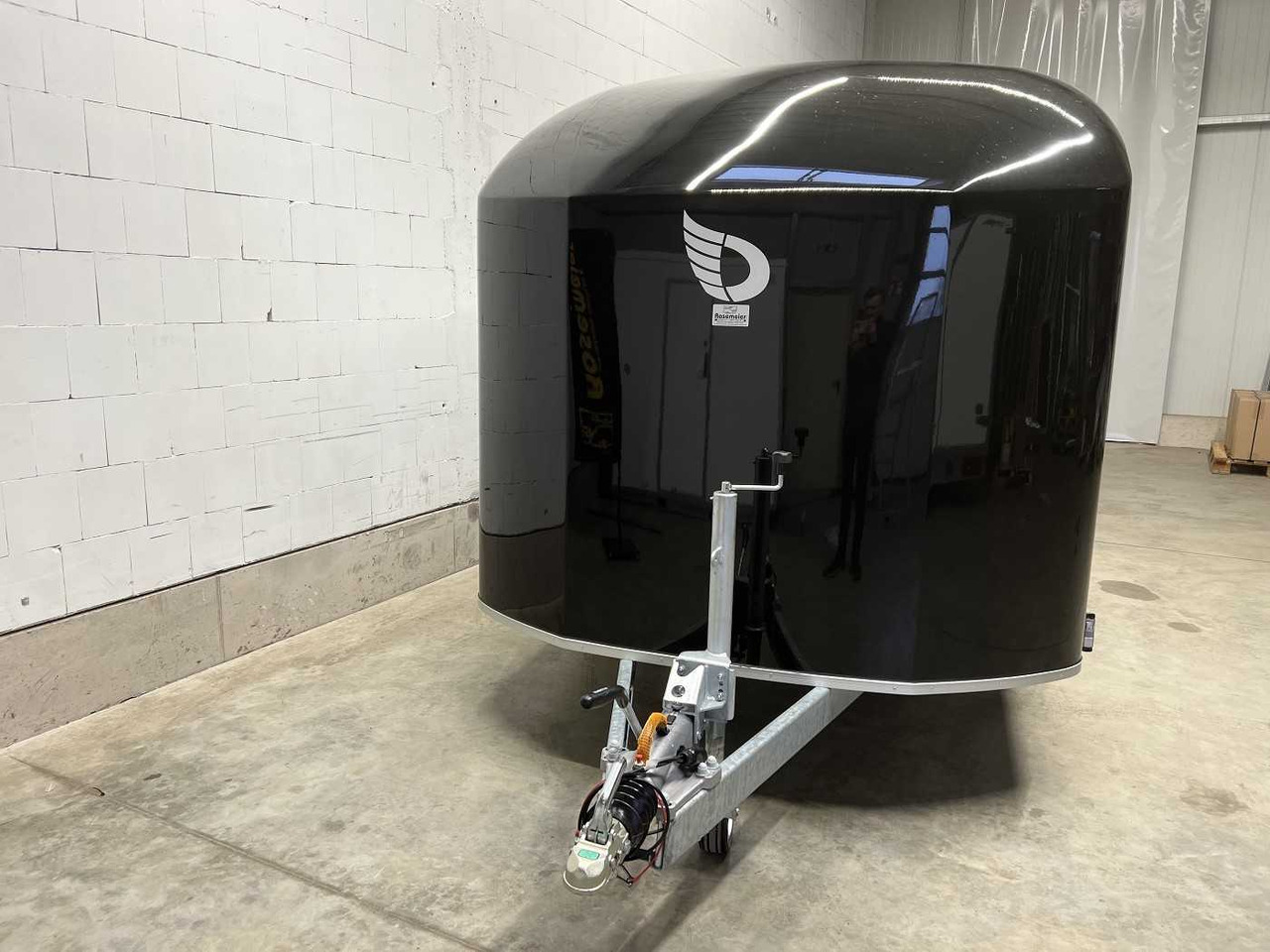 New Closed box trailer CHEVAL LIBERTE DEBON C900 Roadster Kofferanhänger: picture 26 New Closed box trailer CHEVAL LIBERTE DEBON C900 Roadster Kofferanhänger: picture 26