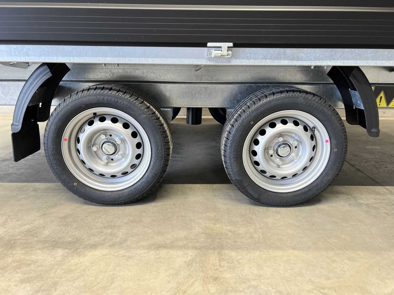 New Tipper trailer CHEVAL LIBERTE PW3.3E Black Dreiseitenkipper: picture 21