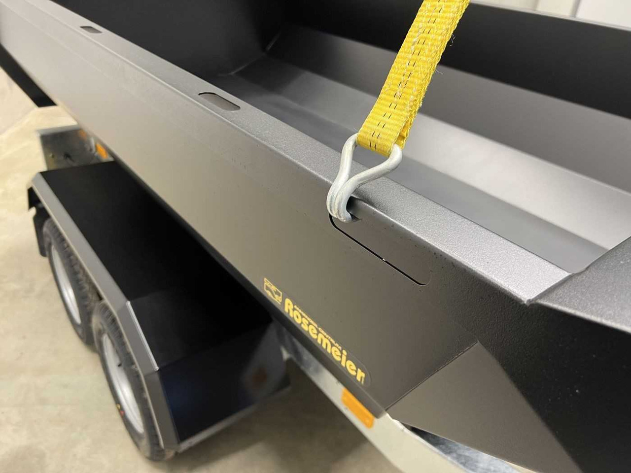 New Tipper trailer FENDT Dumper 2-27 Muldenkipper: picture 23