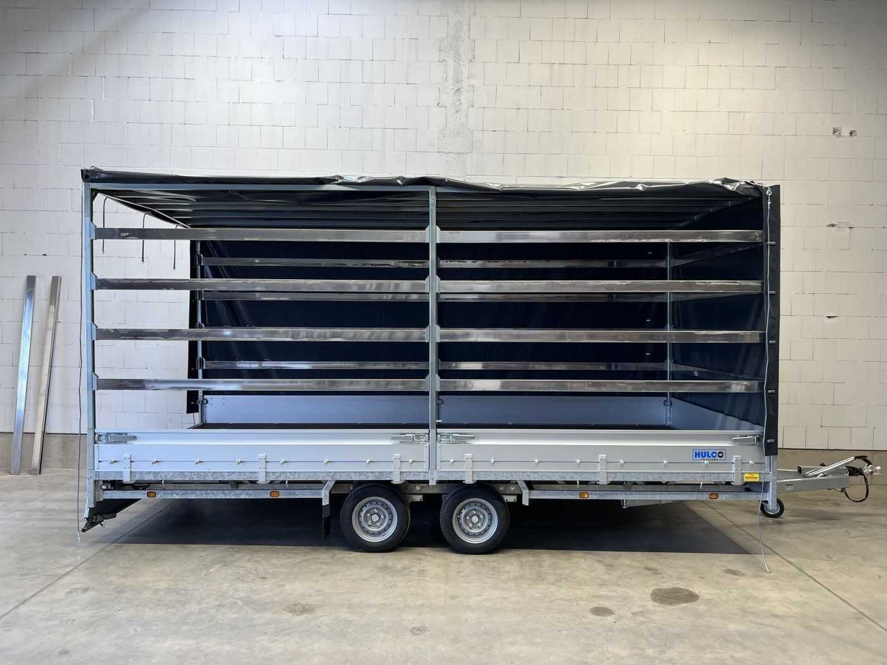 HULCO Medax-2 3000 Plane Hochlader - Curtainsider trailer: picture 2 HULCO Medax-2 3000 Plane Hochlader - Curtainsider trailer: picture 2