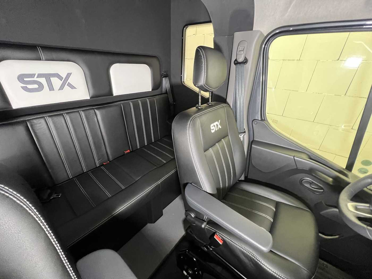 New Horse truck, Van RENAULT Master Haras STX 5-Sitzer LKW: picture 19