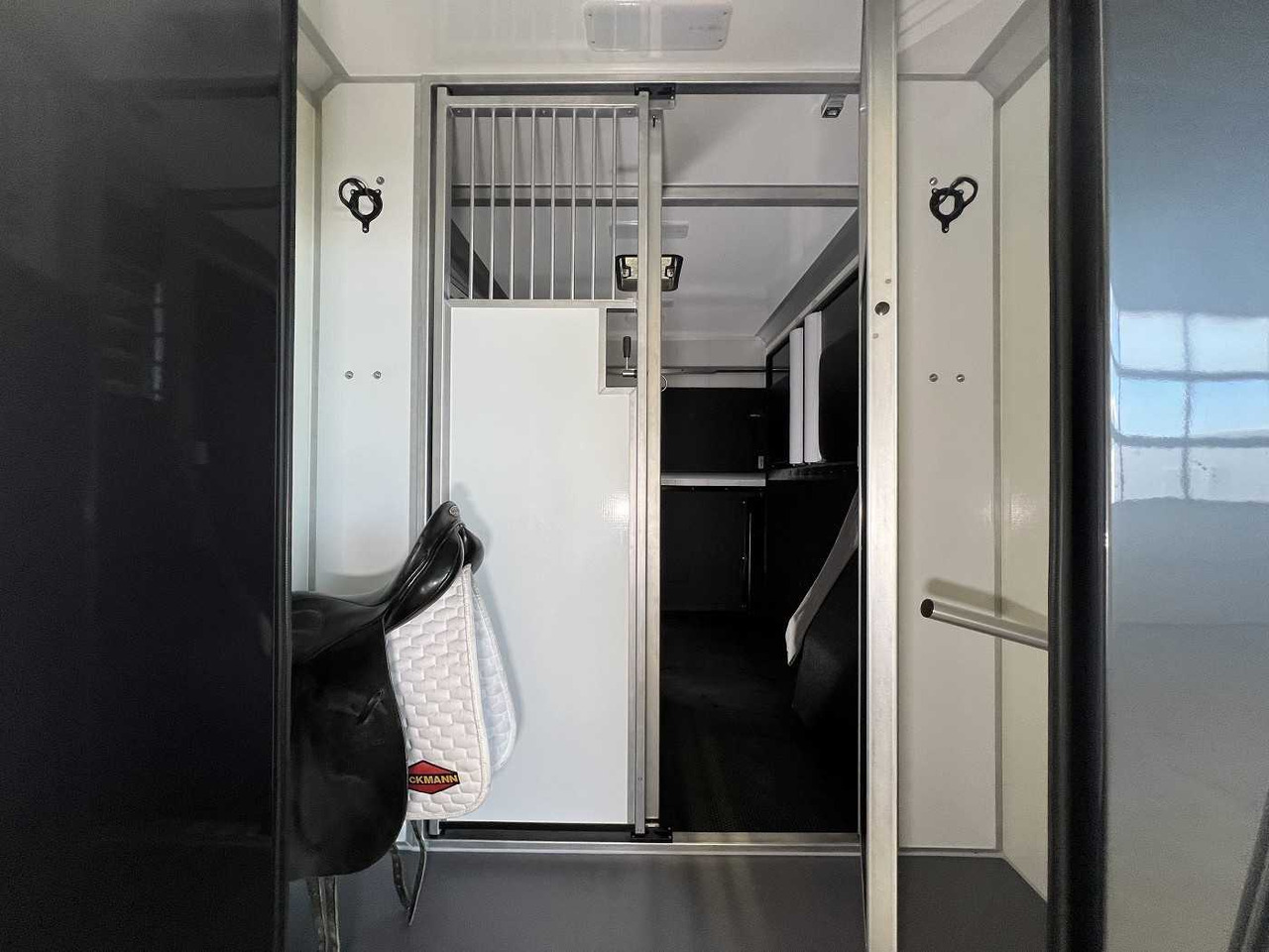 New Horse truck, Van RENAULT Master Haras STX 5-Sitzer LKW: picture 9