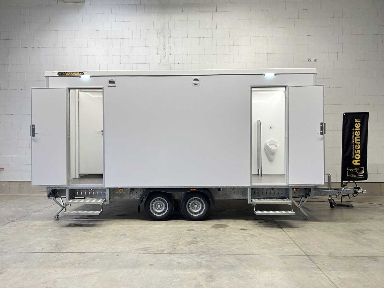 ROSEMEIER EW TA-NO 3 Damen, 1 Herren + 3 Urinale Toilettenanhänger - Construction container, Trailer: picture 1 ROSEMEIER EW TA-NO 3 Damen, 1 Herren + 3 Urinale Toilettenanhänger - Construction container, Trailer: picture 1