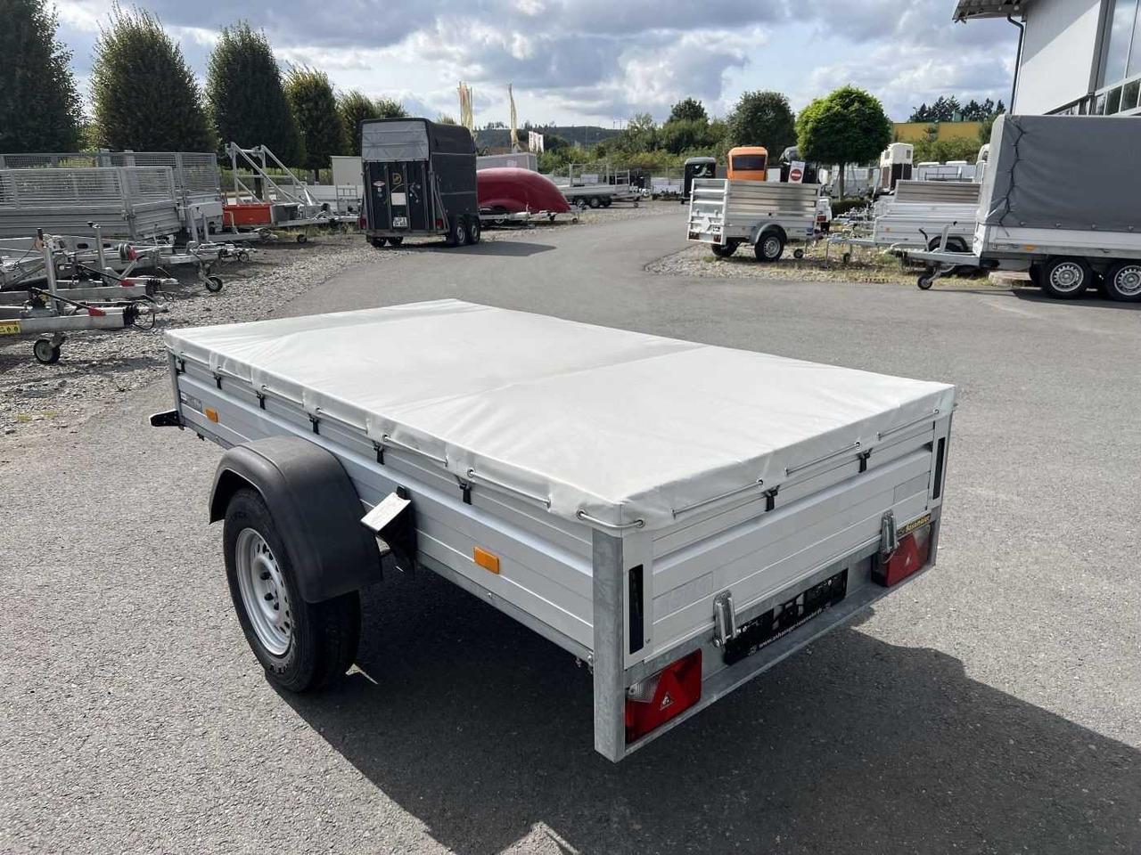 SARIS McAlu Flachplane Kastenanhänger gebremst - Car trailer: picture 4 SARIS McAlu Flachplane Kastenanhänger gebremst - Car trailer: picture 4