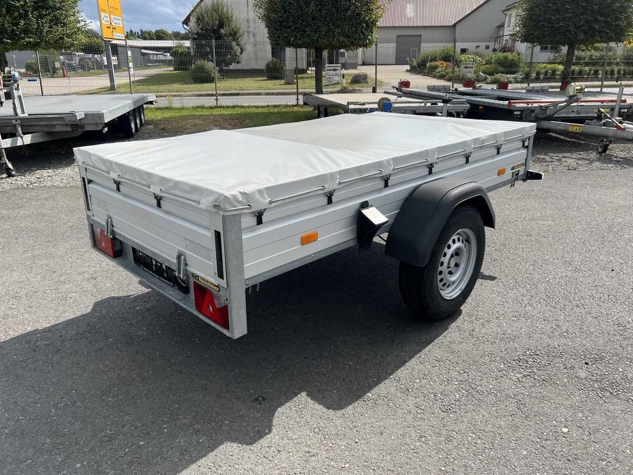 SARIS McAlu Flachplane Kastenanhänger gebremst - Car trailer: picture 2 SARIS McAlu Flachplane Kastenanhänger gebremst - Car trailer: picture 2