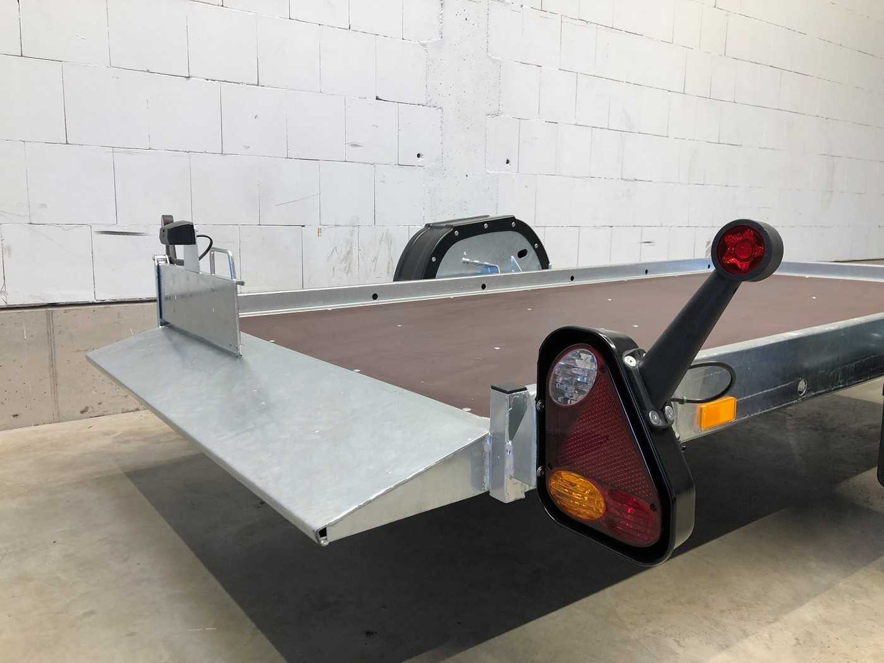 New Roll-off/ Skip trailer VEZEKO Husky F 08.25 Hobby Absenker: picture 14