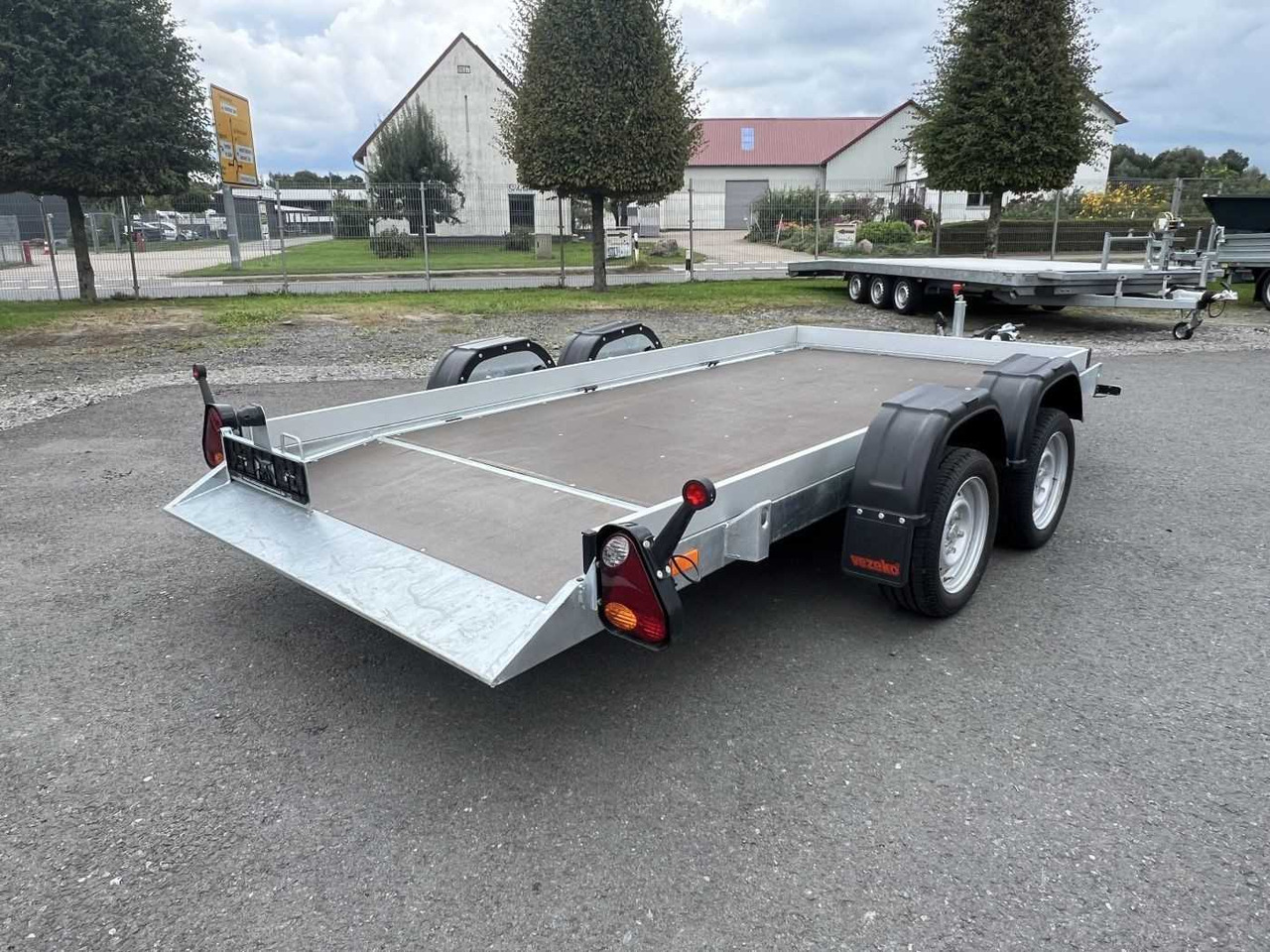 VEZEKO Husky FB 35.35 Absenker - Motorcycle trailer: picture 2 VEZEKO Husky FB 35.35 Absenker - Motorcycle trailer: picture 2