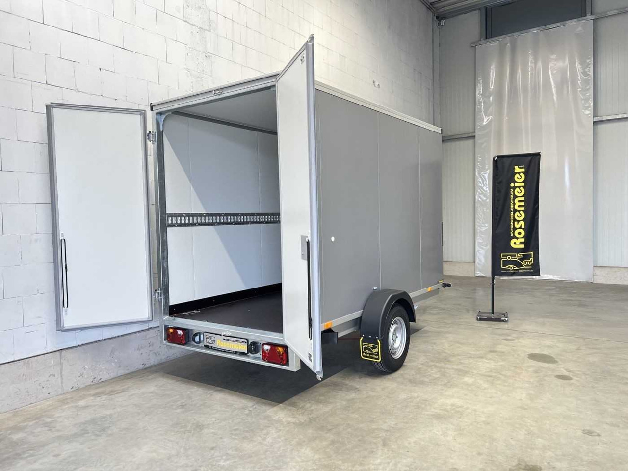 VEZEKO TK B 15.30 Kofferanhänger - Closed box trailer: picture 2 VEZEKO TK B 15.30 Kofferanhänger - Closed box trailer: picture 2