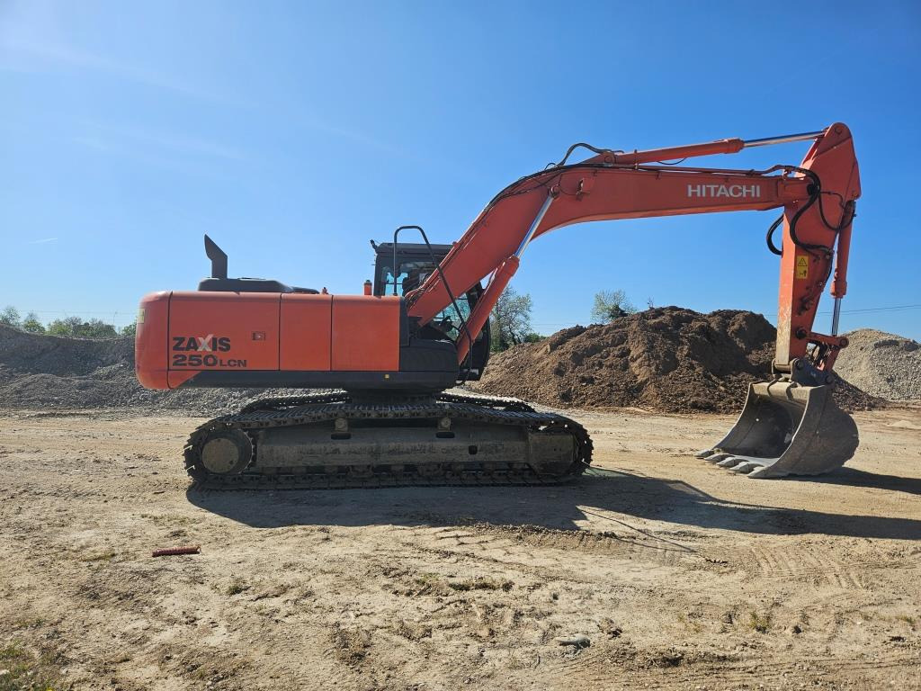 HITACHI ZX 250 LCN-5 - Crawler excavator: picture 3 HITACHI ZX 250 LCN-5 - Crawler excavator: picture 3