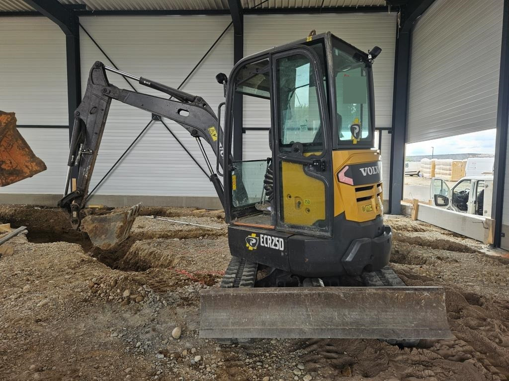 VOLVO ECR 25 D - Mini excavator: picture 1 VOLVO ECR 25 D - Mini excavator: picture 1