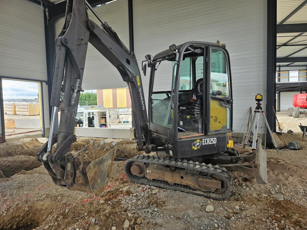 VOLVO ECR 25 D - Mini excavator: picture 2 VOLVO ECR 25 D - Mini excavator: picture 2