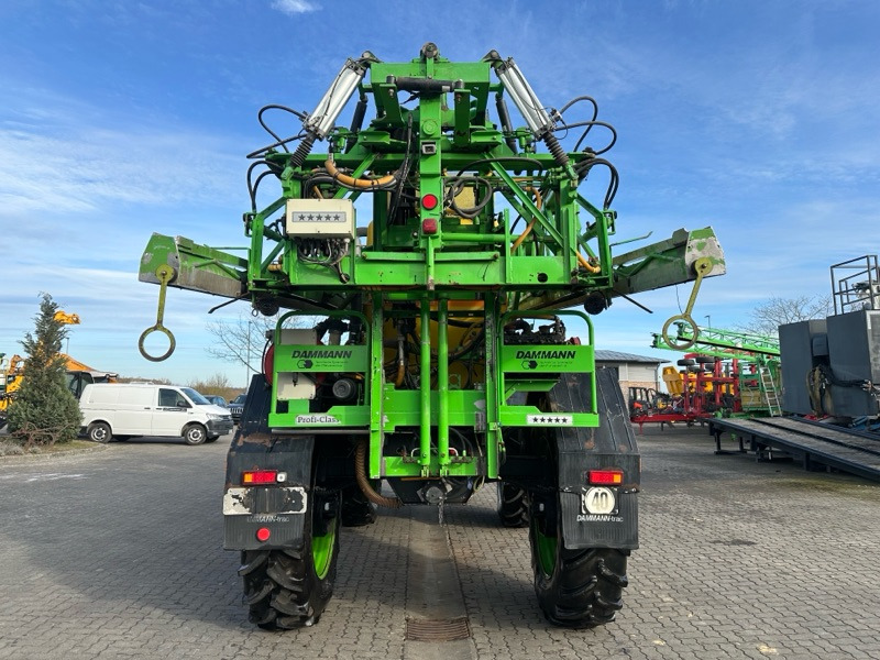 Self-propelled sprayer Dammann Trac DT 2000 H: picture 17