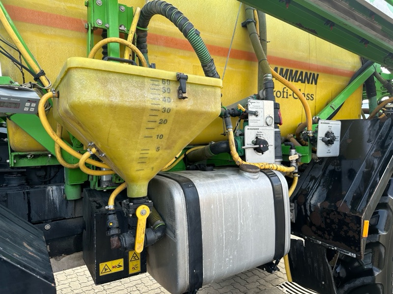 Self-propelled sprayer Dammann Trac DT 2000 H: picture 12