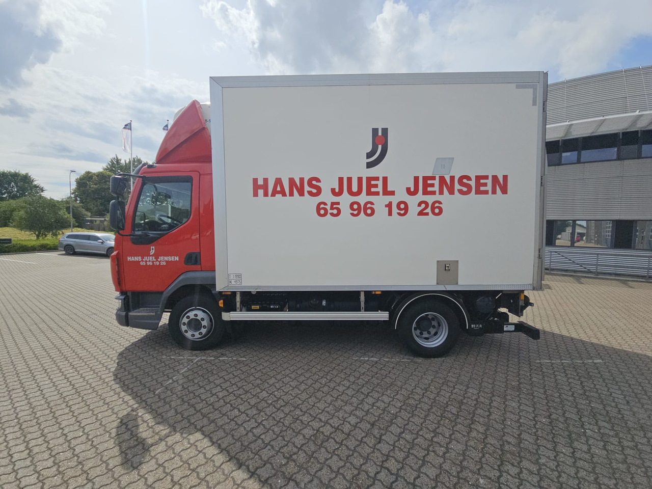 DAF LF260 - Refrigerator truck: picture 2 DAF LF260 - Refrigerator truck: picture 2