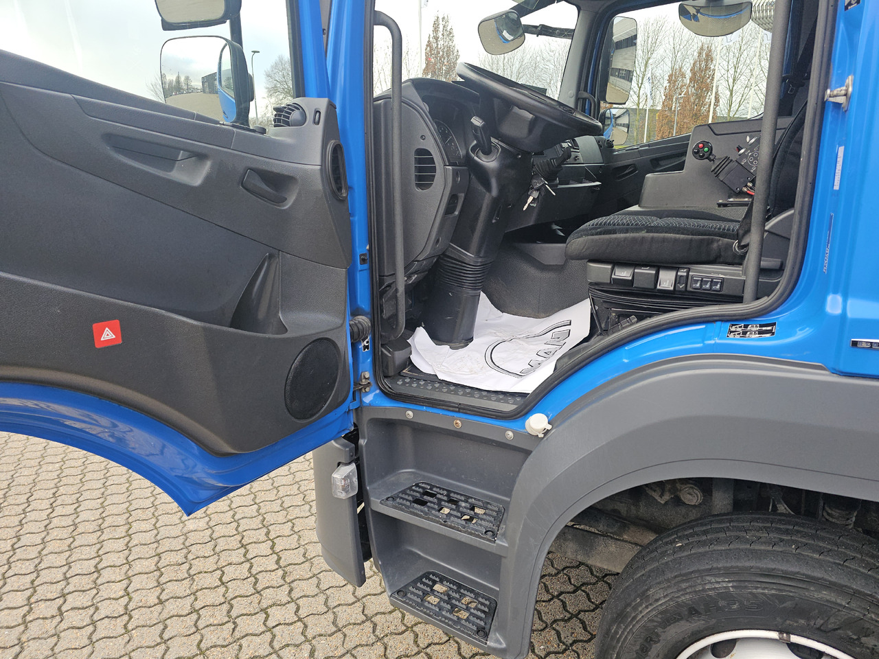 Mercedes Atego 1224 - Container transporter/ Swap body truck: picture 5 Mercedes Atego 1224 - Container transporter/ Swap body truck: picture 5