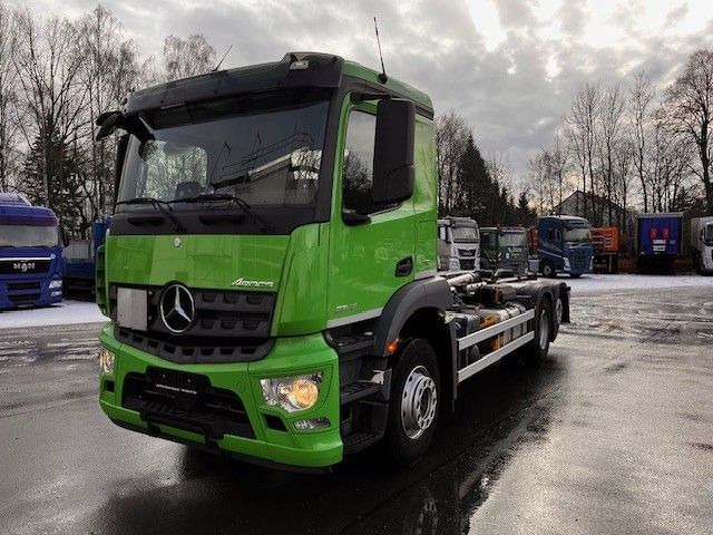 Mercedes-Benz Arocs 2643 Mit Meiller Abrollkipper Top - Hook lift truck: picture 3 Mercedes-Benz Arocs 2643 Mit Meiller Abrollkipper Top - Hook lift truck: picture 3