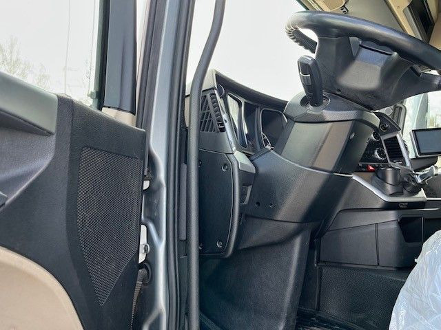 Lease a  Mercedes-Benz Actros 4  MB 1943  SZM  Gefahrgutvorbereitung Mercedes-Benz Actros 4  MB 1943  SZM  Gefahrgutvorbereitung: picture 21