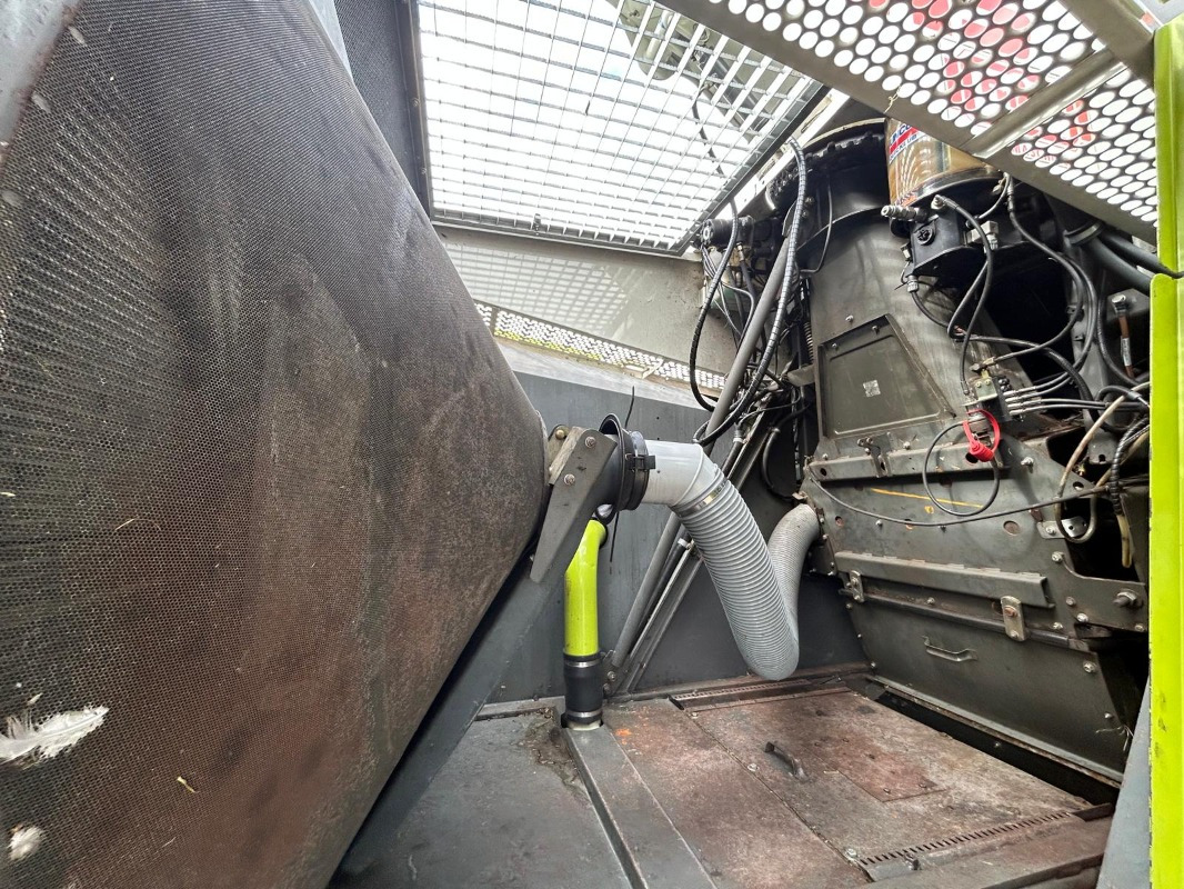 Harvester CLAAS Jaguar 890: picture 14