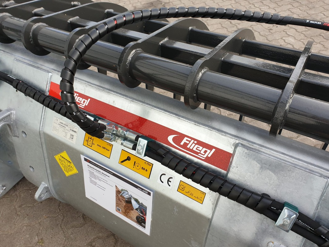 New Front loader for tractor Fliegl SILOGREIFSCHAUFEL: picture 6