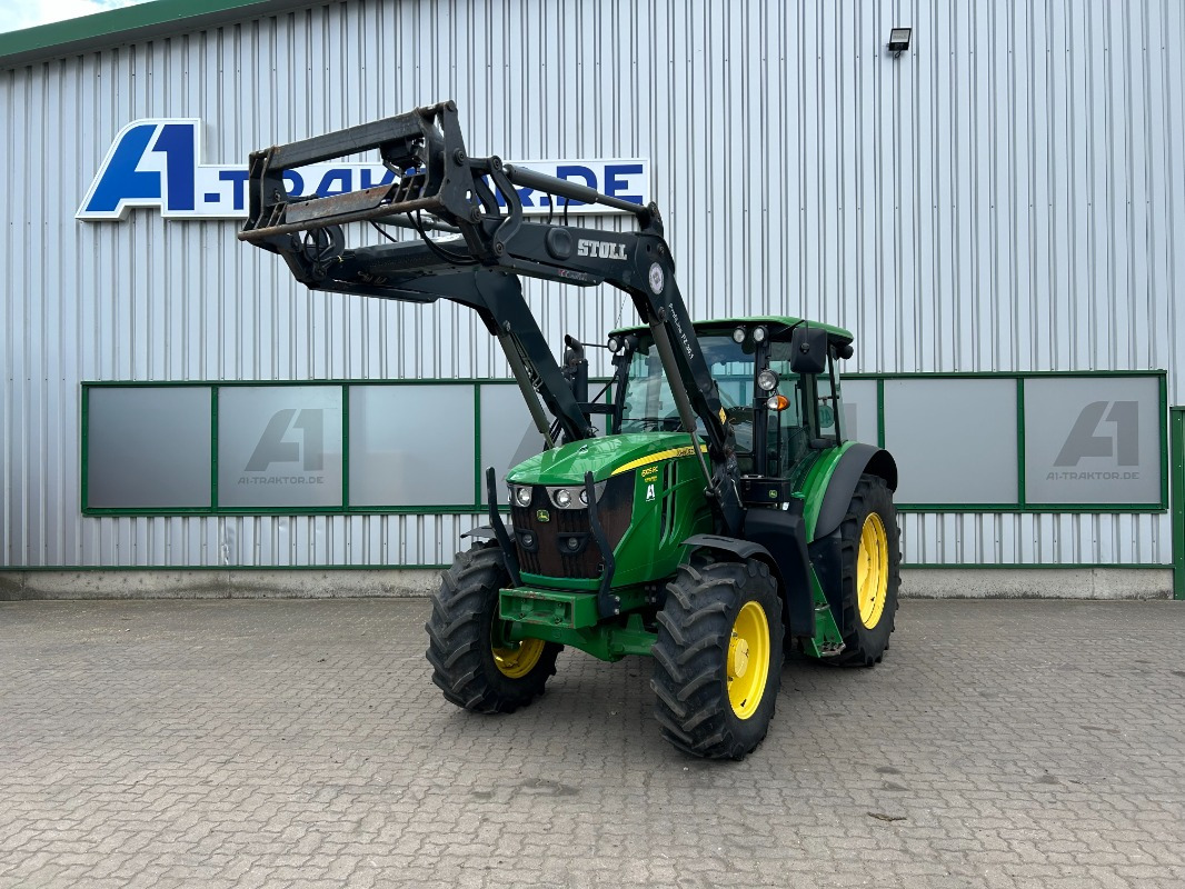 John Deere 6105 RC - Farm tractor: picture 1 John Deere 6105 RC - Farm tractor: picture 1