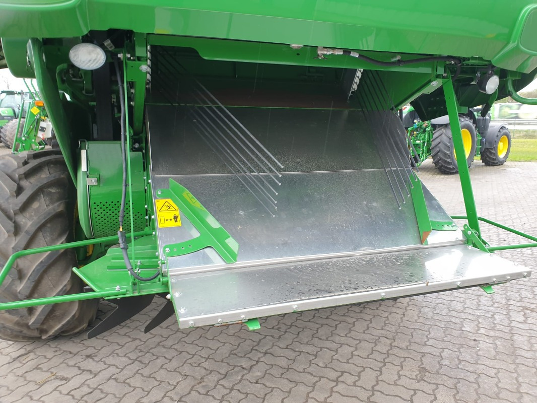 Lease a John Deere S770 John Deere S770: picture 9