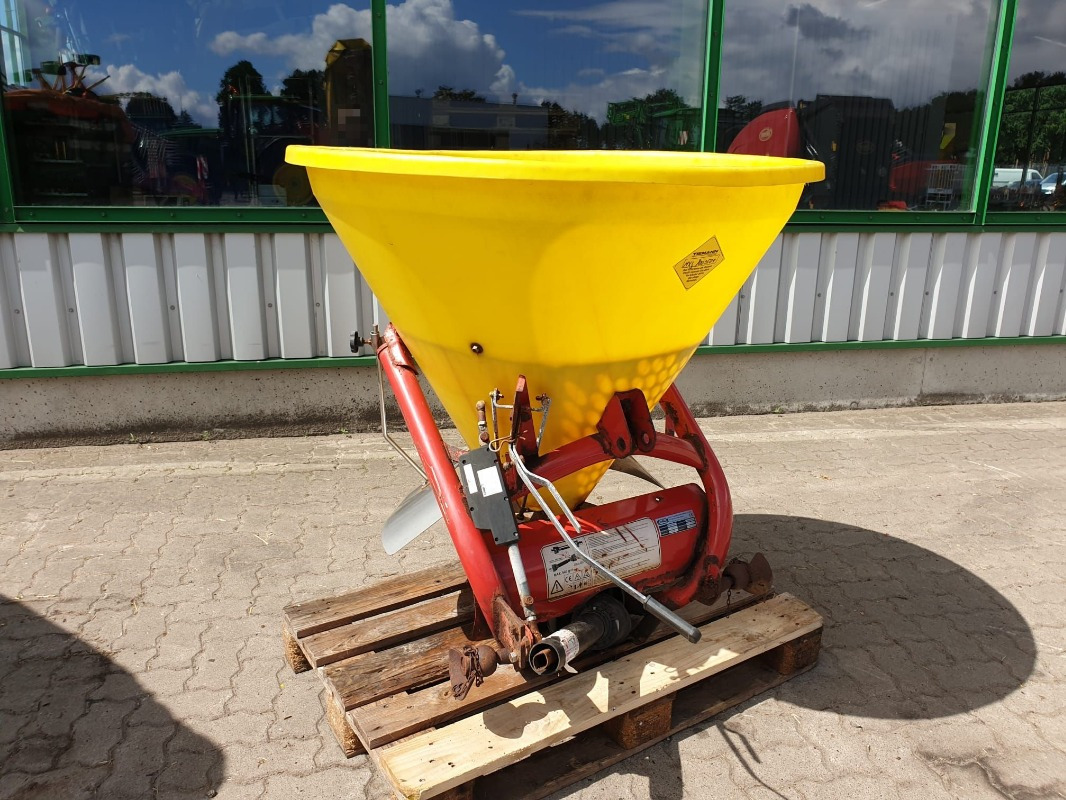 Saphir PLS 500/2013 - Sand/ Salt spreader: picture 3 Saphir PLS 500/2013 - Sand/ Salt spreader: picture 3
