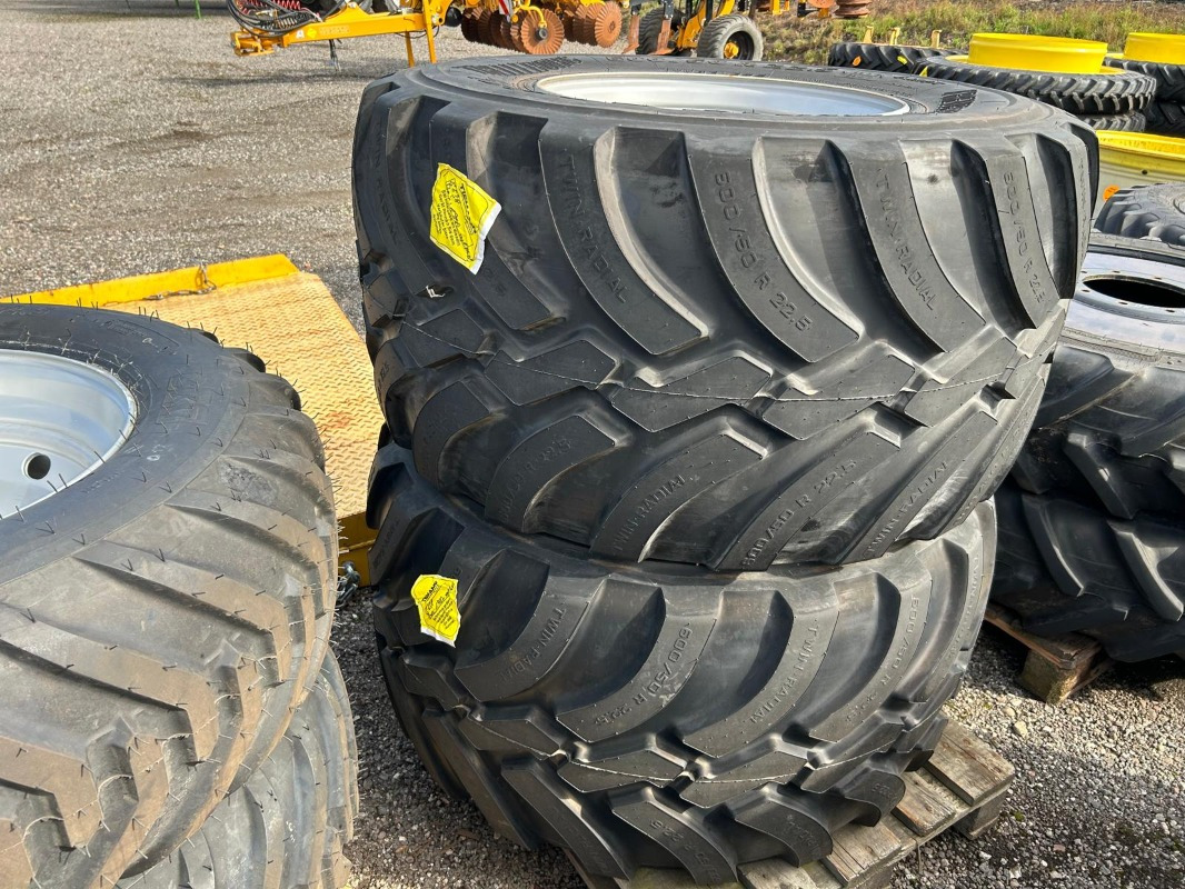 Trelleborg 600/50R22.5 - 2 Stück - Wheels and tires for Agricultural machinery: picture 1 Trelleborg 600/50R22.5 - 2 Stück - Wheels and tires for Agricultural machinery: picture 1