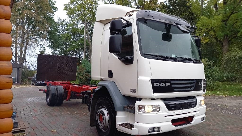 DAF FA55.250G, ONLY FOR PARTS! - Box truck: picture 4 DAF FA55.250G, ONLY FOR PARTS! - Box truck: picture 4