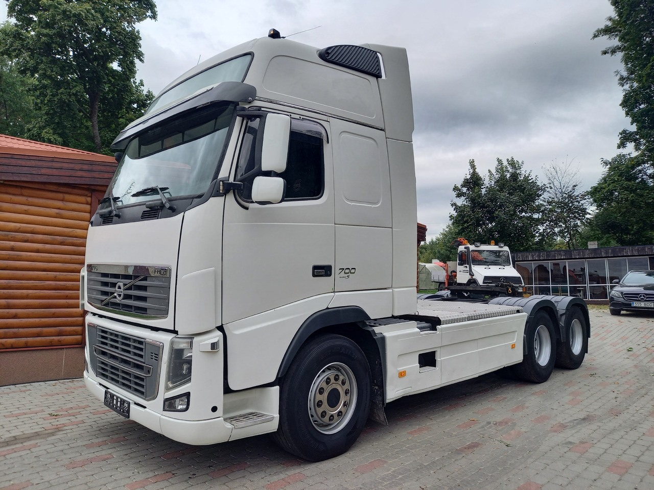 VOLVO FH 16, 6x4, 700, HÜDRAULIKA - Tractor unit: picture 2 VOLVO FH 16, 6x4, 700, HÜDRAULIKA - Tractor unit: picture 2