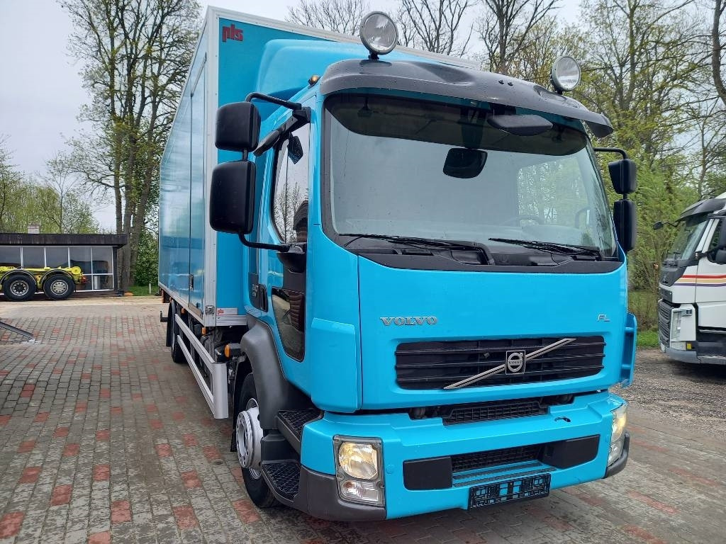 Volvo FL 240, 4x2, GW 16000 KG - Box truck: picture 2 Volvo FL 240, 4x2, GW 16000 KG - Box truck: picture 2