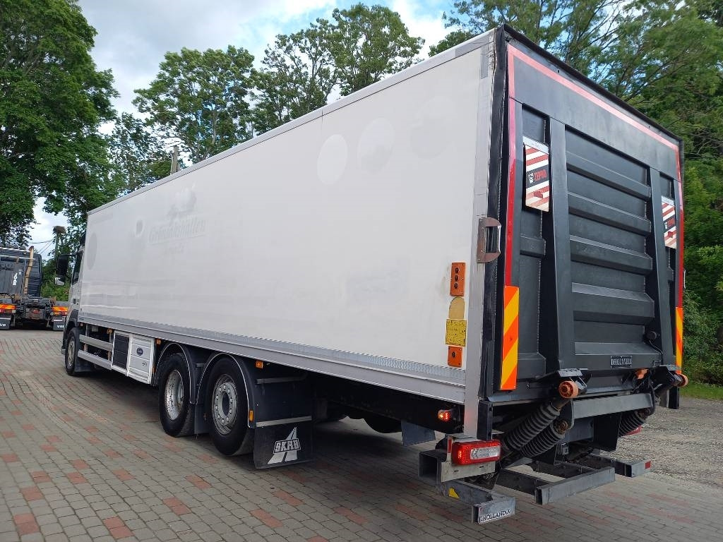 Refrigerator truck Volvo FM 330, 6x2, CARRIER SUPRA 950 U: picture 23