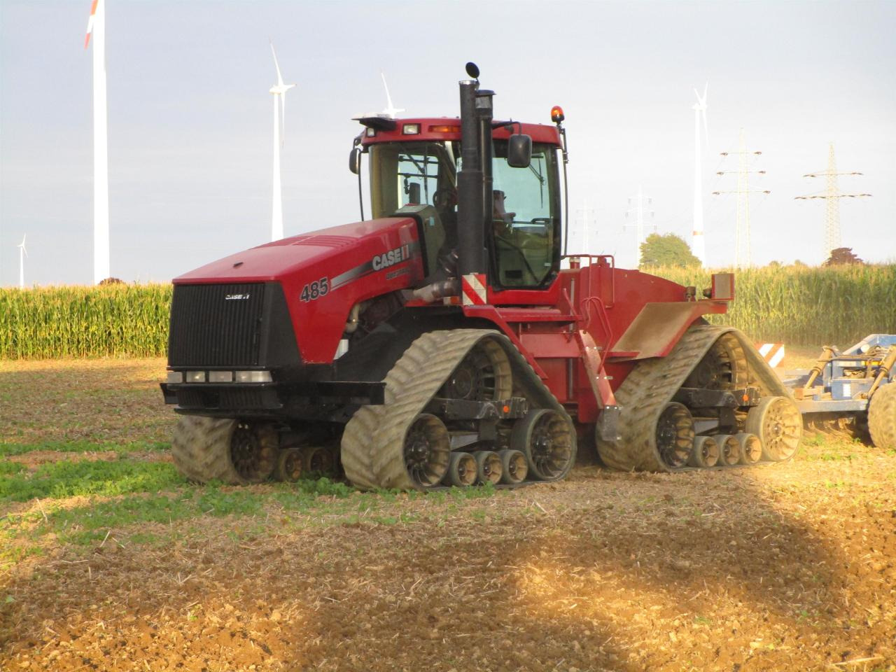 Case-IH 485 STX Quadtrac - Tracked tractor: picture 1 Case-IH 485 STX Quadtrac - Tracked tractor: picture 1