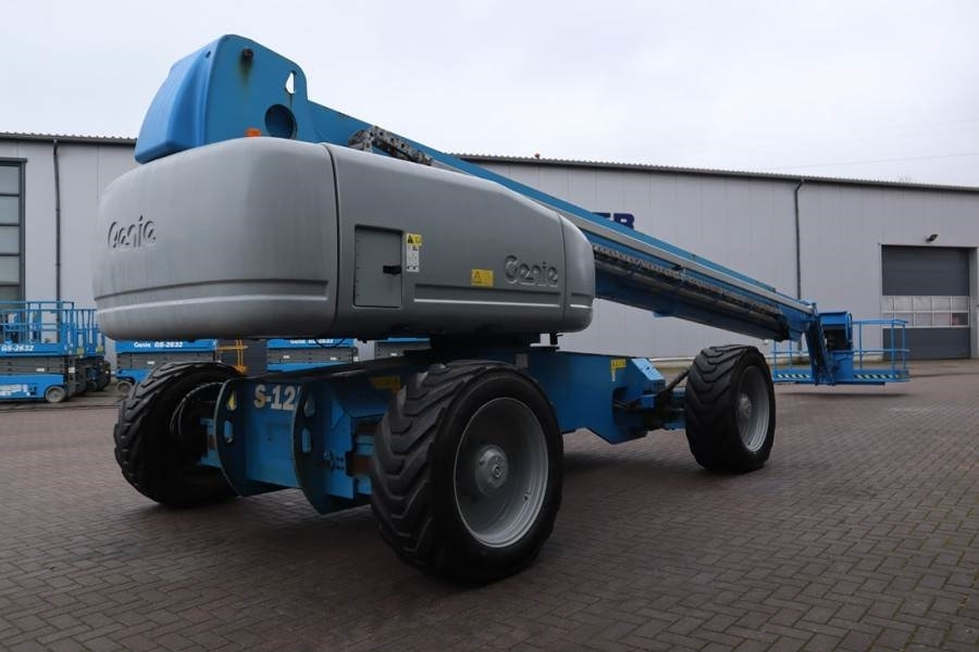 Genie S125 Diesel, 4x4x4 Drive, 40.1m Working Height, 24 - Telescopic boom: picture 2 Genie S125 Diesel, 4x4x4 Drive, 40.1m Working Height, 24 - Telescopic boom: picture 2