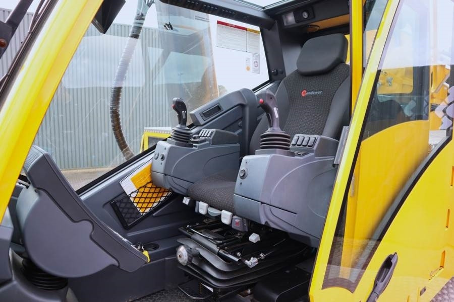 Grove GMK5250XL-1 Available Immediately, Dutch Registrat - All terrain crane: picture 5 Grove GMK5250XL-1 Available Immediately, Dutch Registrat - All terrain crane: picture 5