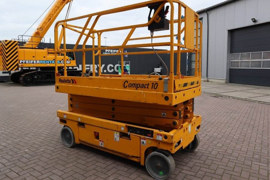 Scissor lift Haulotte Compact 10 Electric, 10m Working Height, 450kg Cap: picture 8