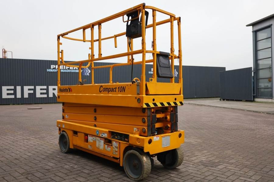 Scissor lift Haulotte Compact 10N Electric, 10m Working Height, 230kg Ca: picture 8