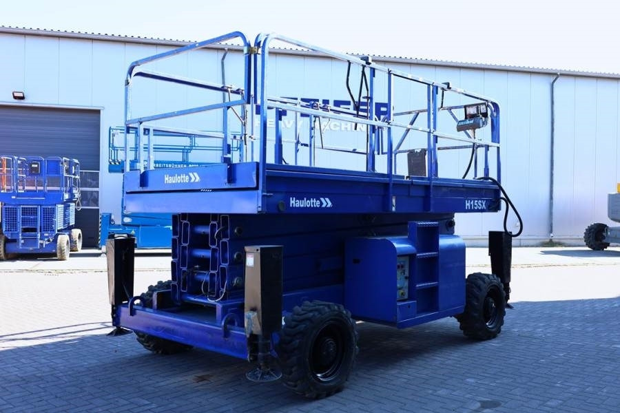 Haulotte H15SX Diesel, 4x4 Drive 15 Working Height, 500kg C - Scissor lift: picture 2 Haulotte H15SX Diesel, 4x4 Drive 15 Working Height, 500kg C - Scissor lift: picture 2