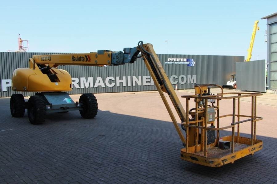 Haulotte H23TPX Diesel, 4x4 Drive, 22.6m Working Height, 19 - Telescopic boom: picture 2 Haulotte H23TPX Diesel, 4x4 Drive, 22.6m Working Height, 19 - Telescopic boom: picture 2