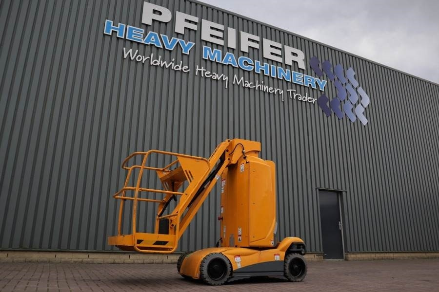 Haulotte STAR 10 Electric, 10m Working Height, 3m Reach, 20 - Articulated boom: picture 1 Haulotte STAR 10 Electric, 10m Working Height, 3m Reach, 20 - Articulated boom: picture 1